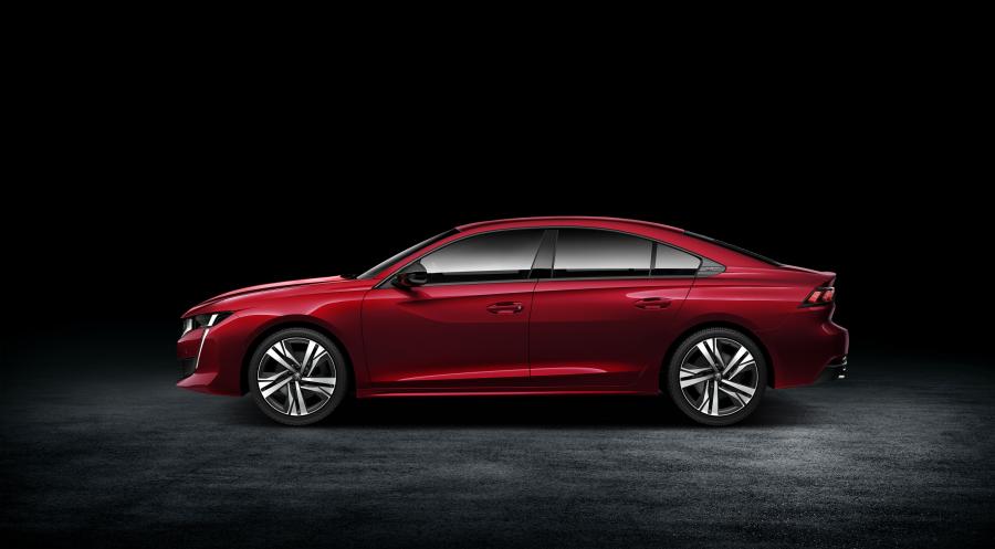 Peugeot 508 GT 2018 года  (WW) (фото 7 из 42)